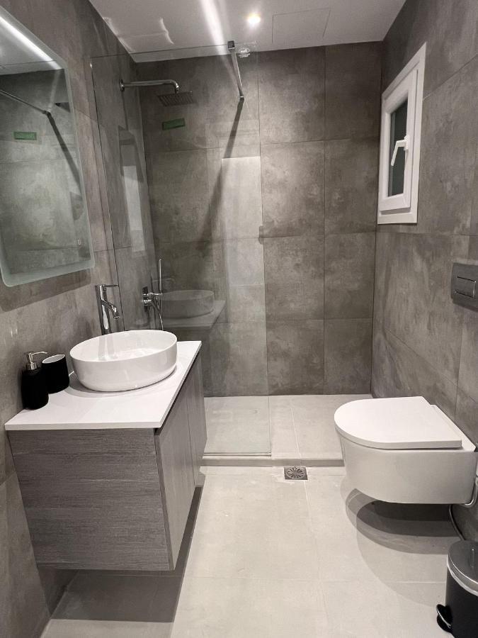 Comfy Apartment In Nea Smirni Athen Exterior foto